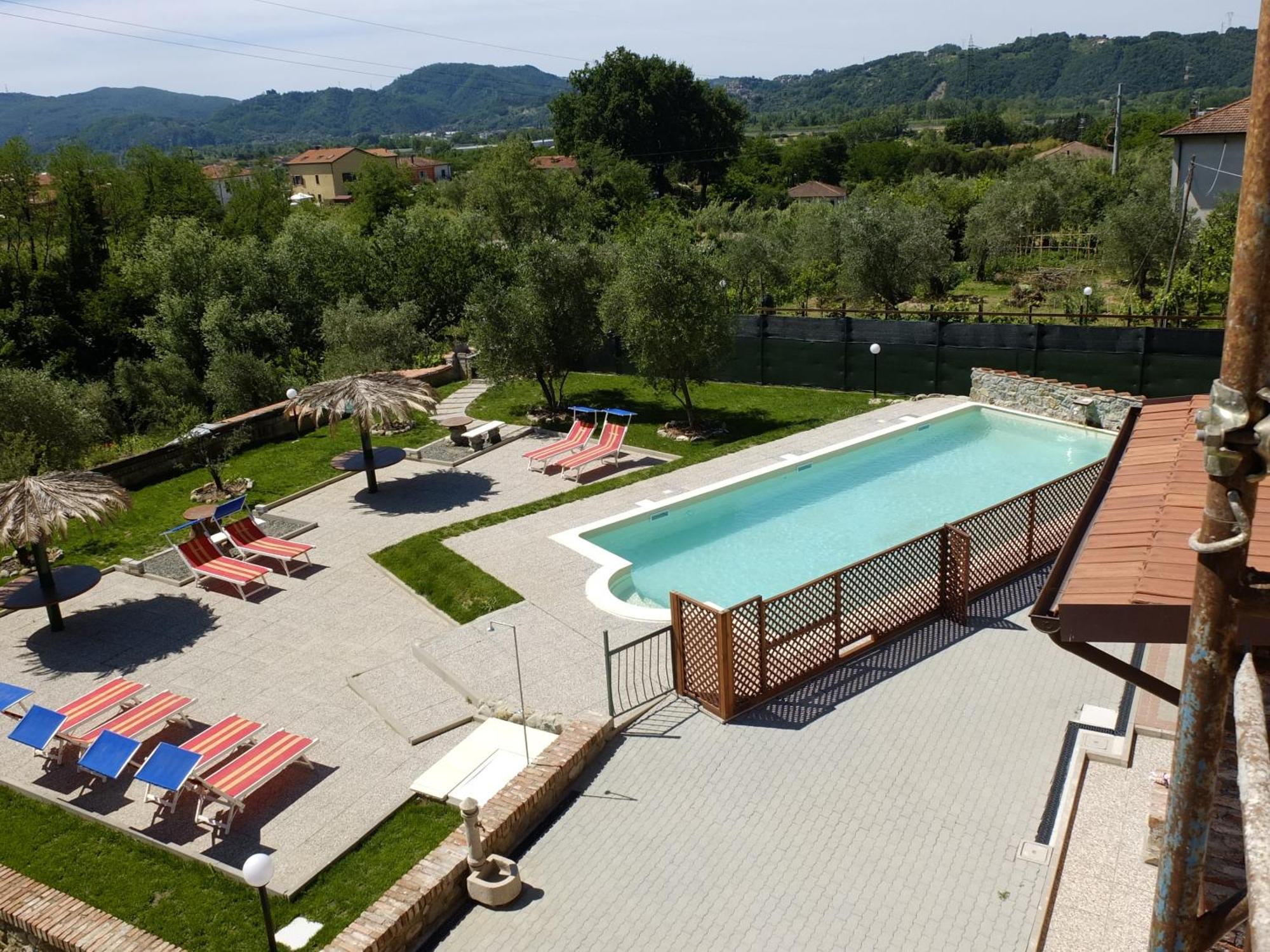 La Fonda Casa Vacanze-Appartamenti Con Piscina Santo Stefano di Magra Exterior photo