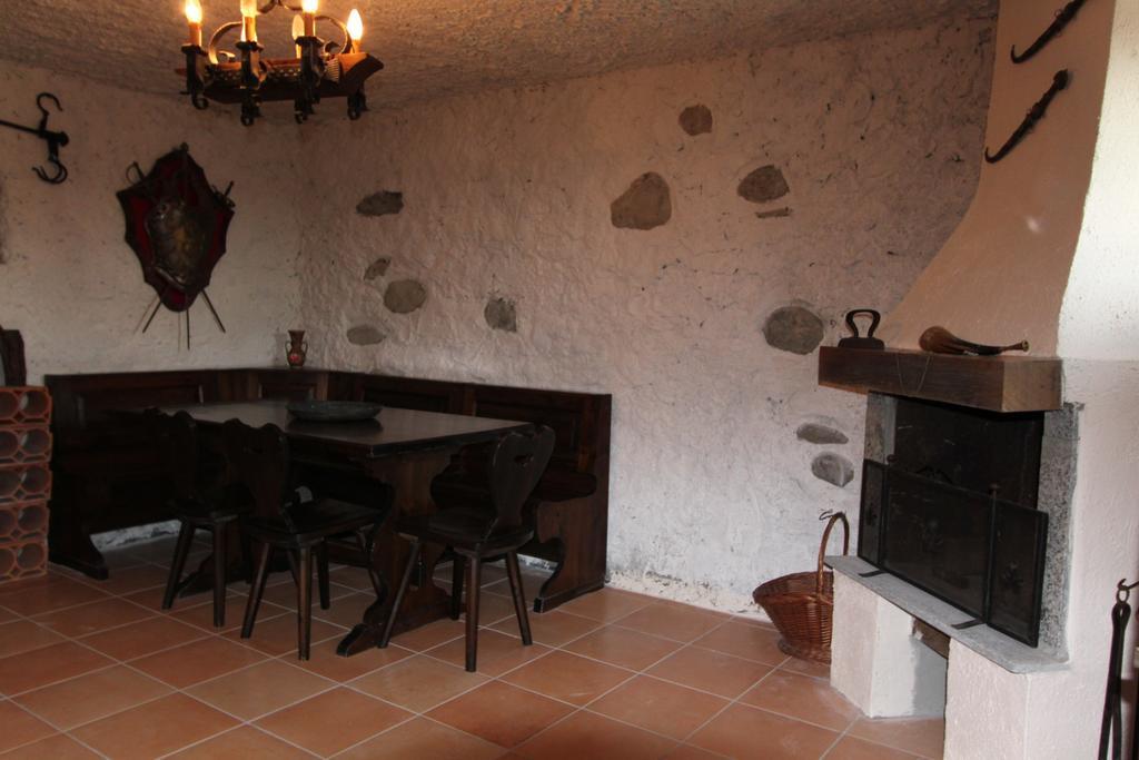 La Fonda Casa Vacanze-Appartamenti Con Piscina Santo Stefano di Magra Exterior photo